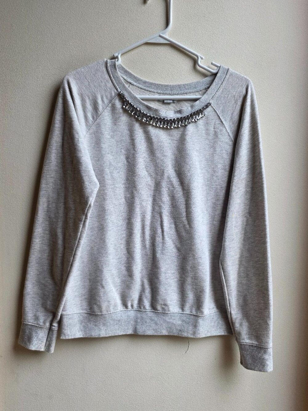 Old Navy Gray Embellished Sweatshirt Size Small
